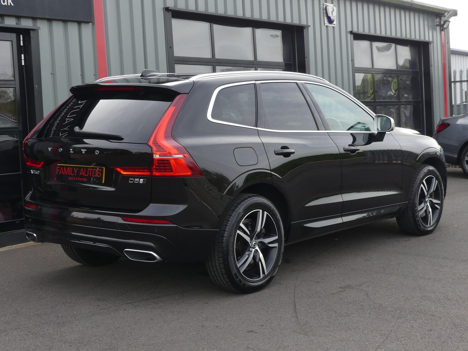 Used Volvo XC60 2018 for sale - 77658543: Photo 7