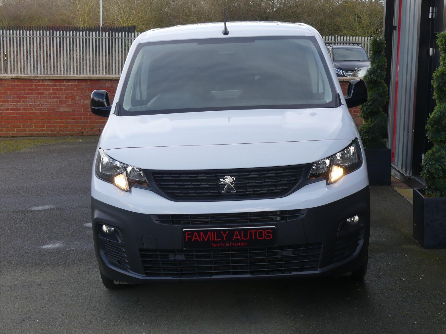 Used Peugeot Partner 2022 for sale - 77882948: Photo 3