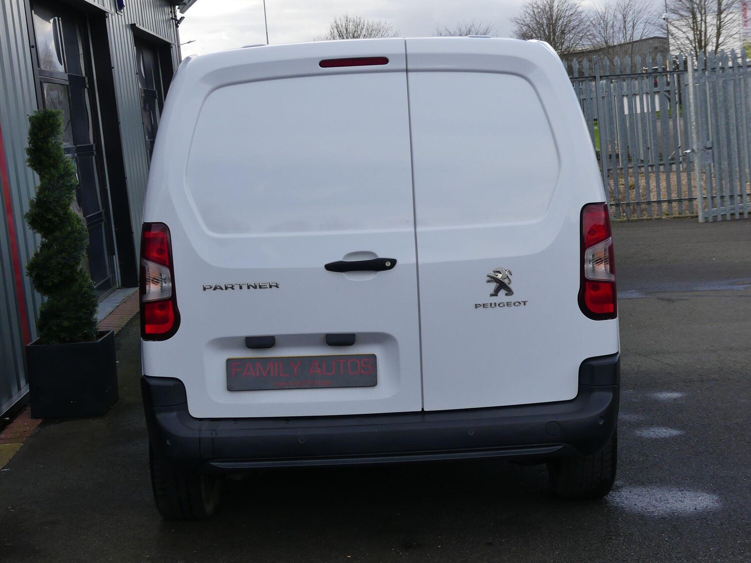 Used Peugeot Partner 2022 for sale - 77882948: Photo 8
