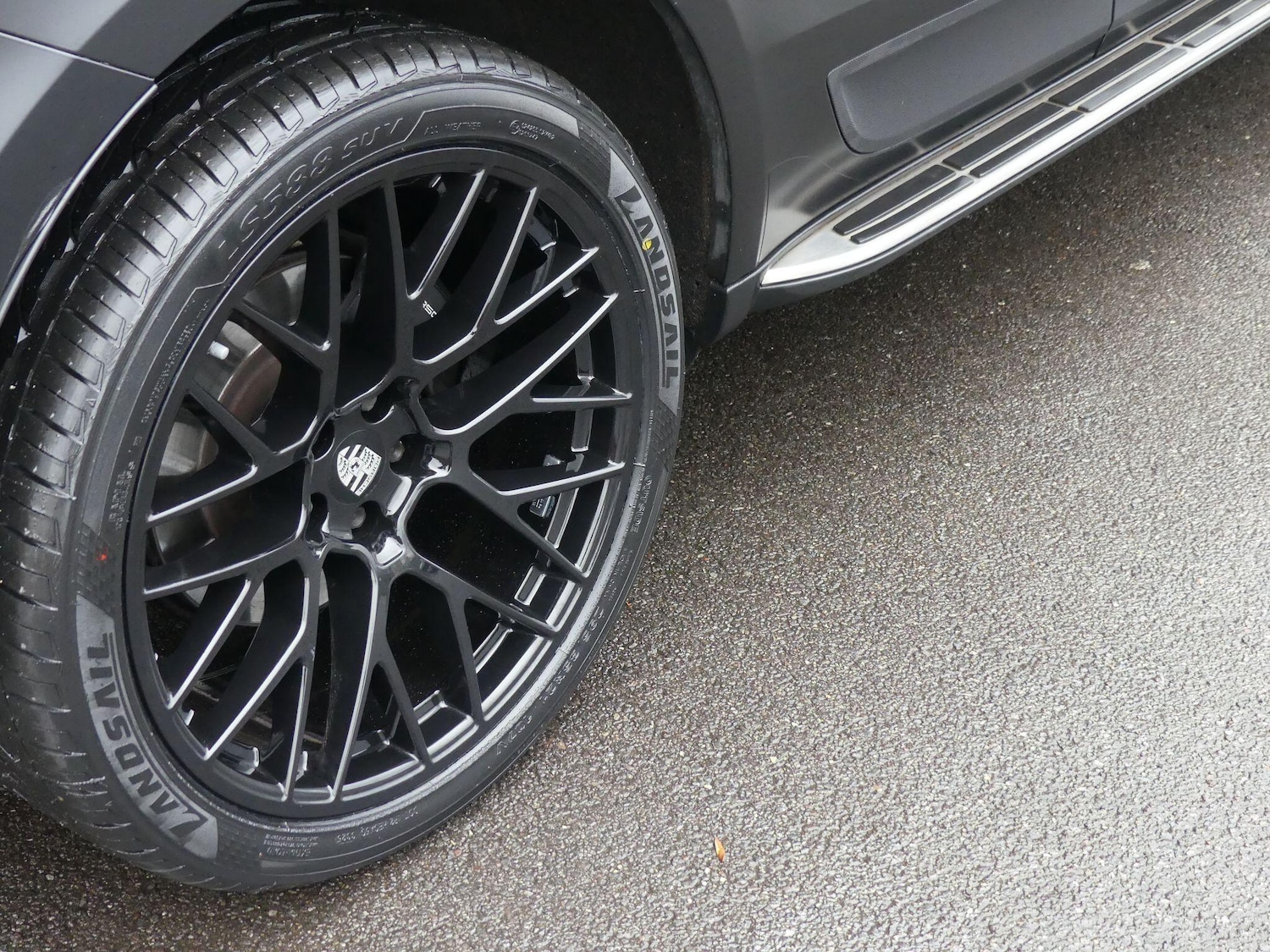 Used Porsche Macan 2020 for sale - 77191130: Photo 11