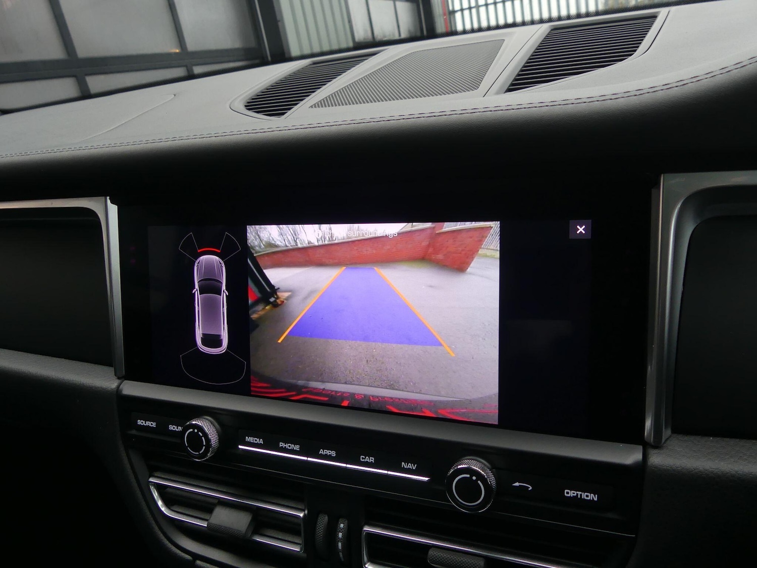 Used Porsche Macan 2020 for sale - 77191130: Photo 17