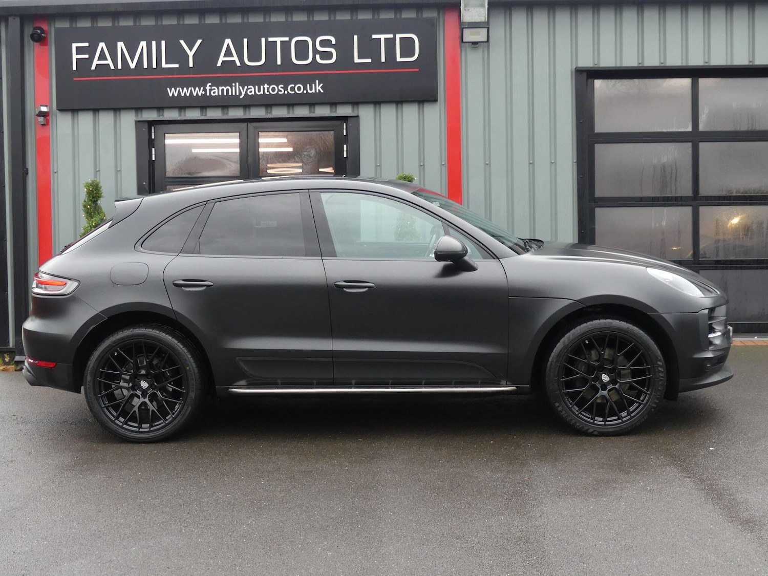 Used Porsche Macan 2020 for sale - 77191130: Photo 6