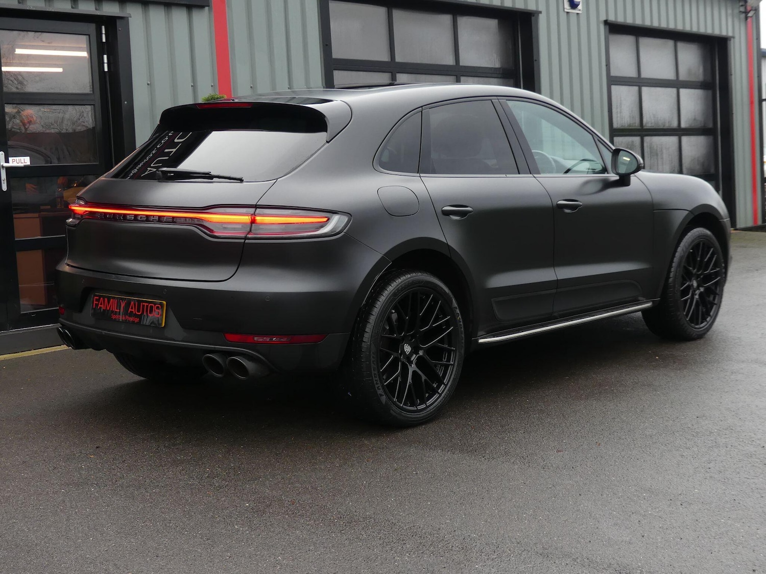Used Porsche Macan 2020 for sale - 77191130: Photo 7