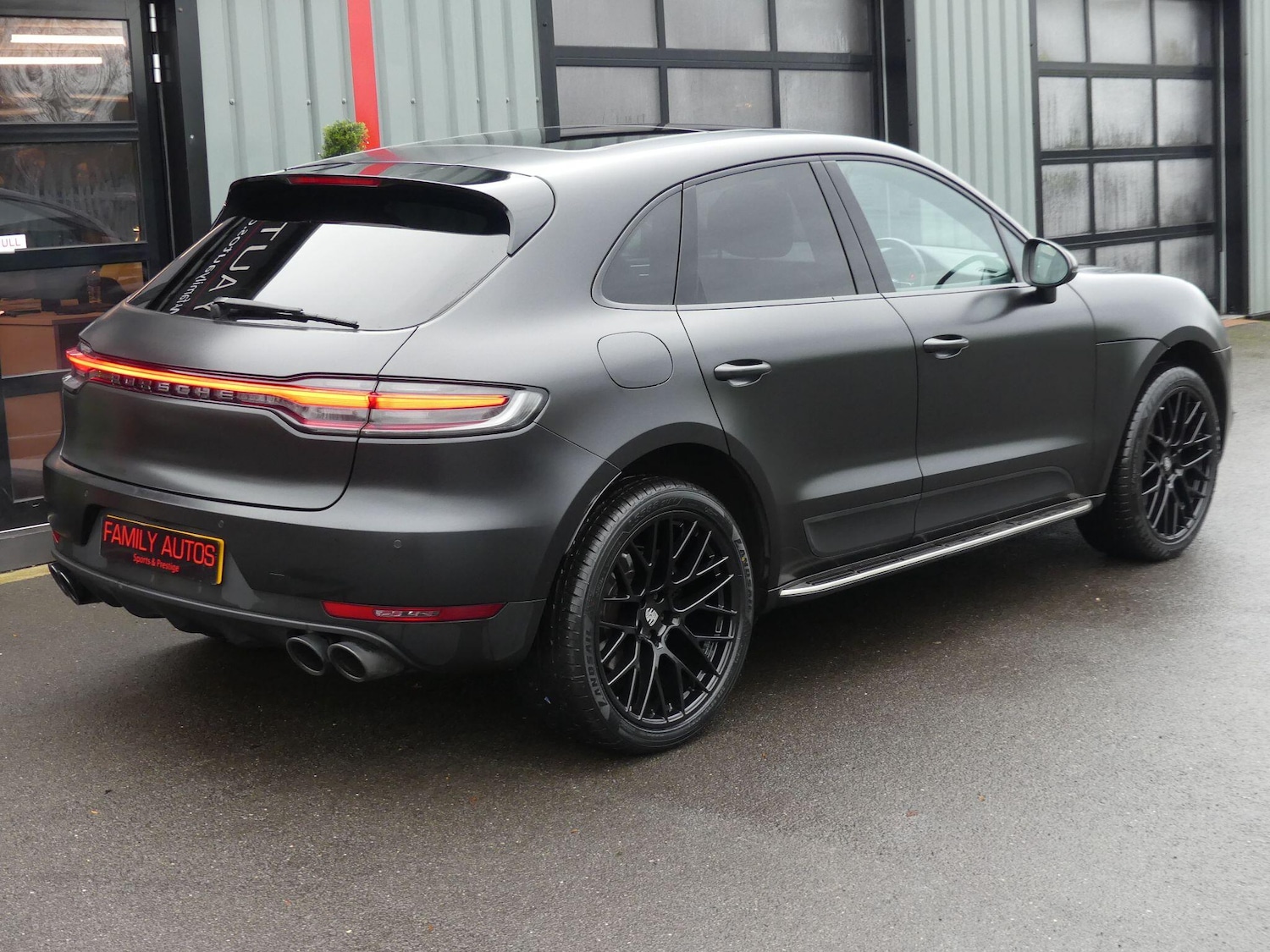 Used Porsche Macan 2020 for sale - 77191130: Photo 8