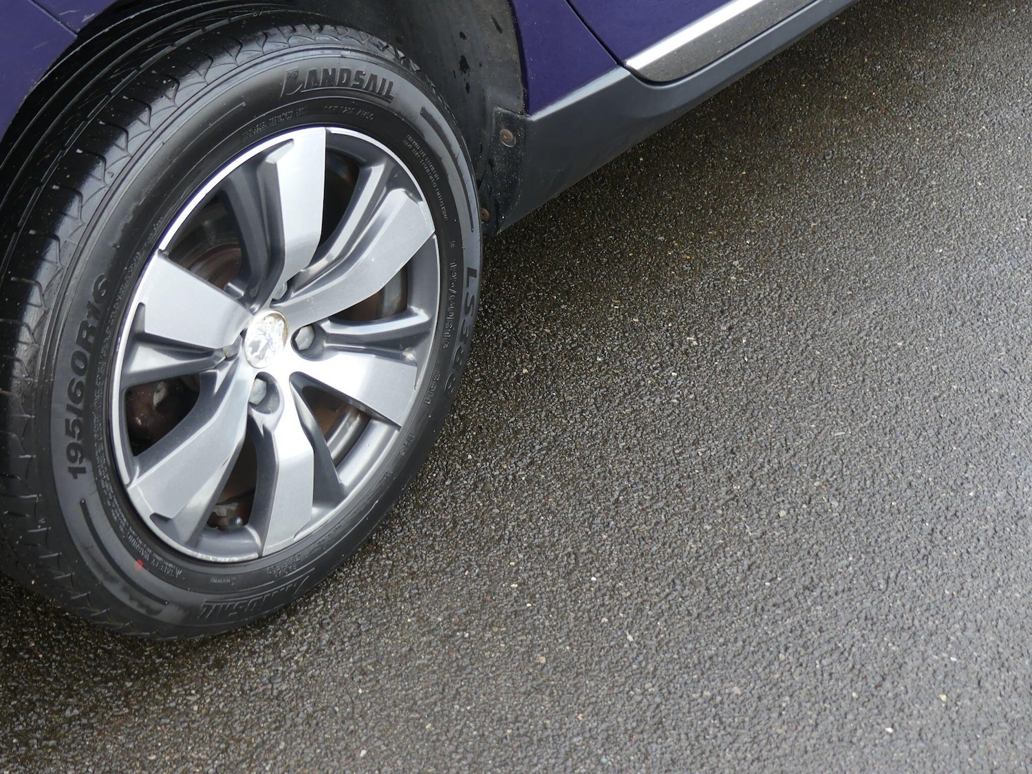 Used Peugeot 2008 2013 for sale - 77524159: Photo 11