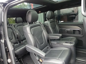 Used Mercedes-Benz V-Class 2023 for sale - 75646822: Photo
