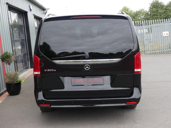 Used Mercedes-Benz V-Class 2023 for sale - 75646822: Photo 9