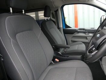 Used Ford Transit Custom 2024 for sale - 77839441: Photo