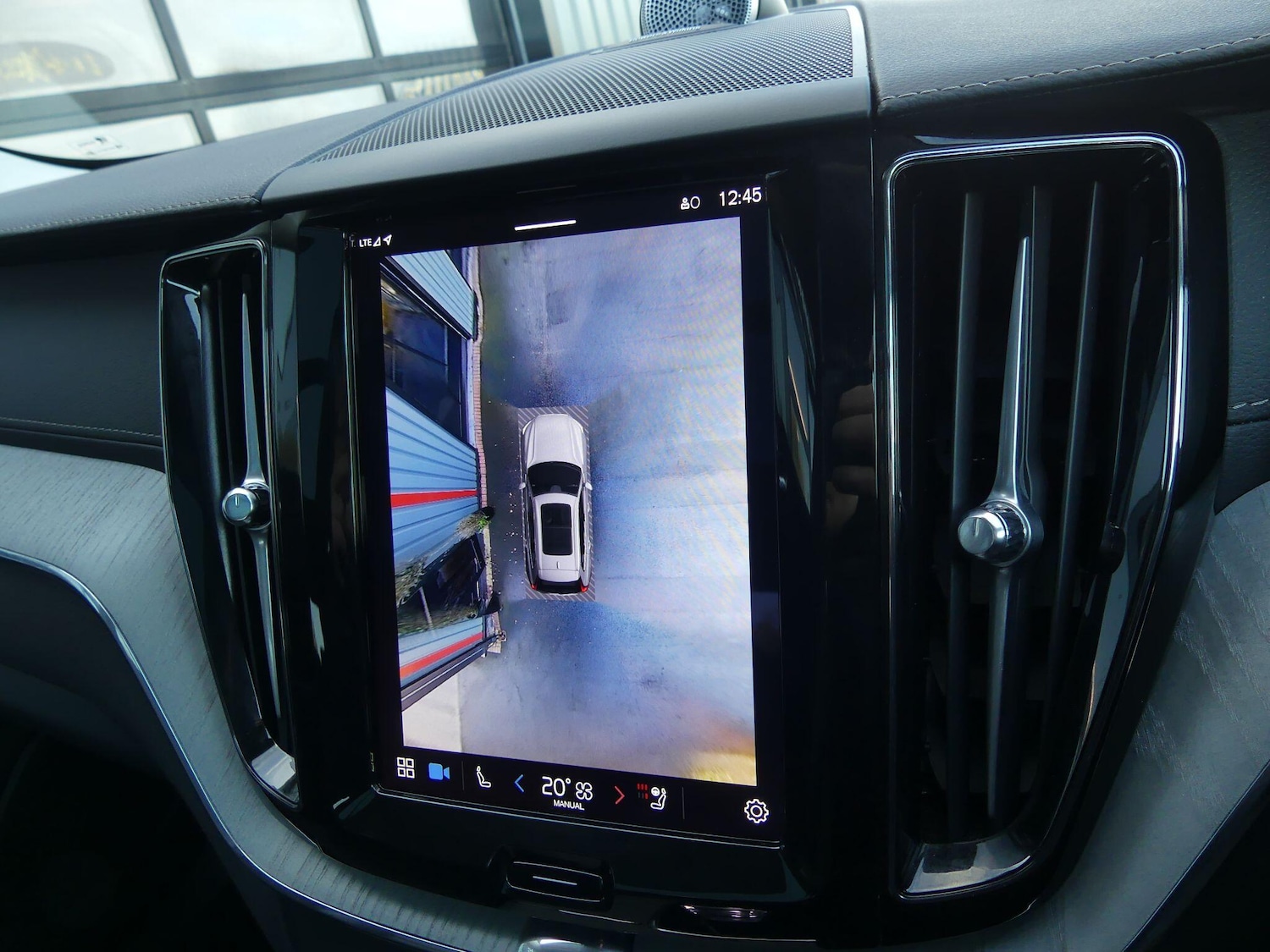 Used Volvo XC60 2024 for sale - 76742425: Photo 18