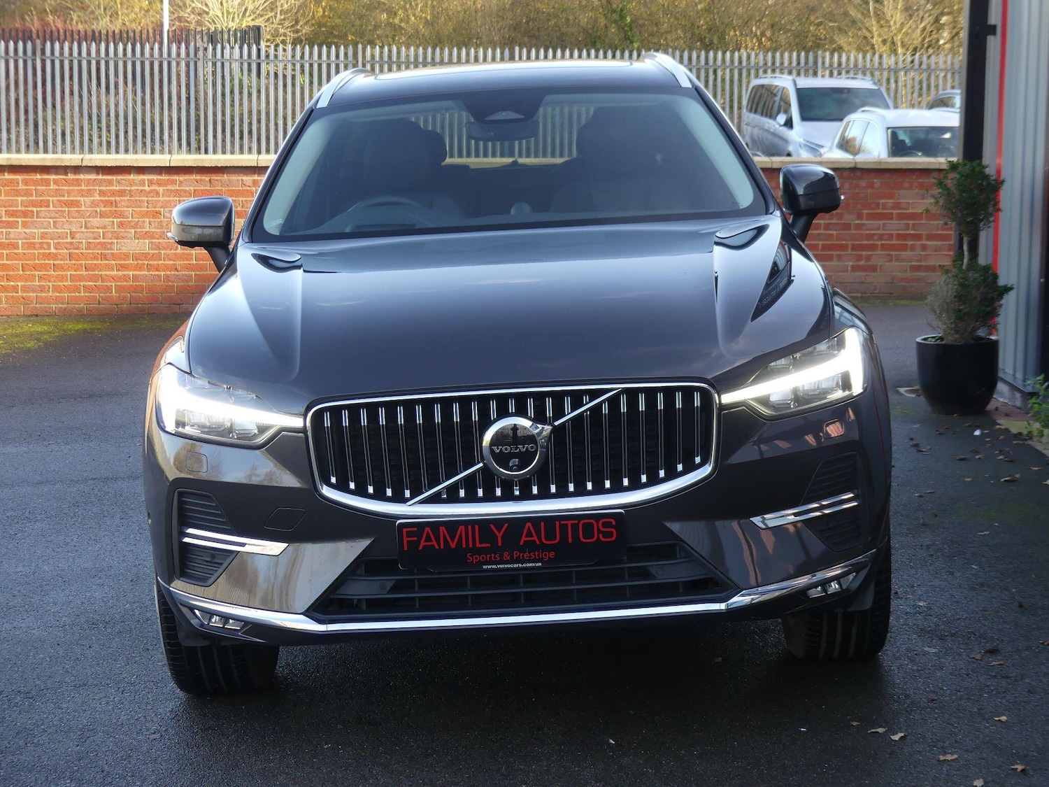 Used Volvo XC60 2024 for sale - 76742425: Photo 3