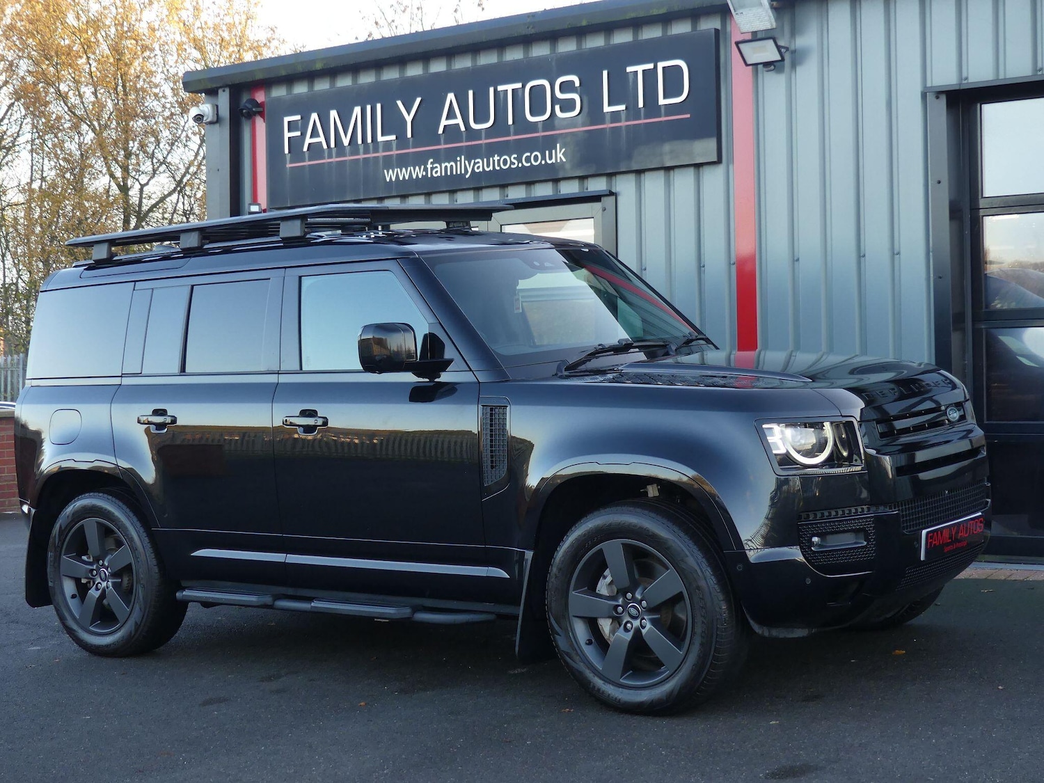 Used Land Rover Defender 2023 for sale - 77598209: Photo 6