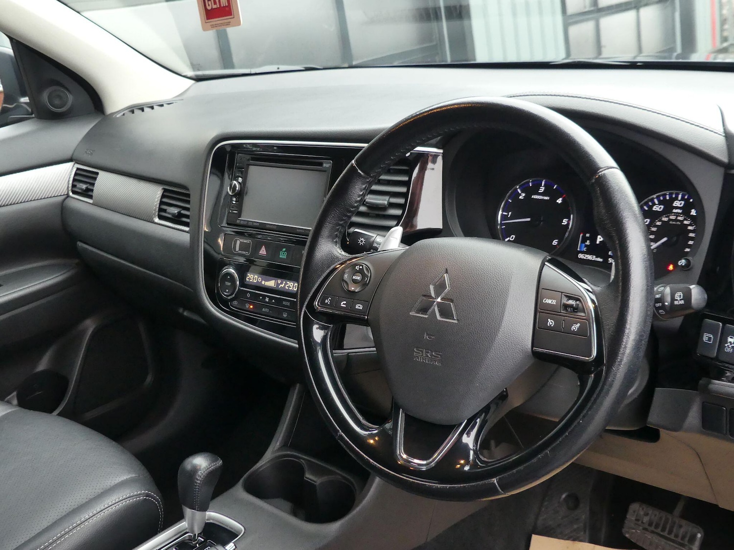 Used Mitsubishi Outlander 2015 for sale - 76801951: Photo 11