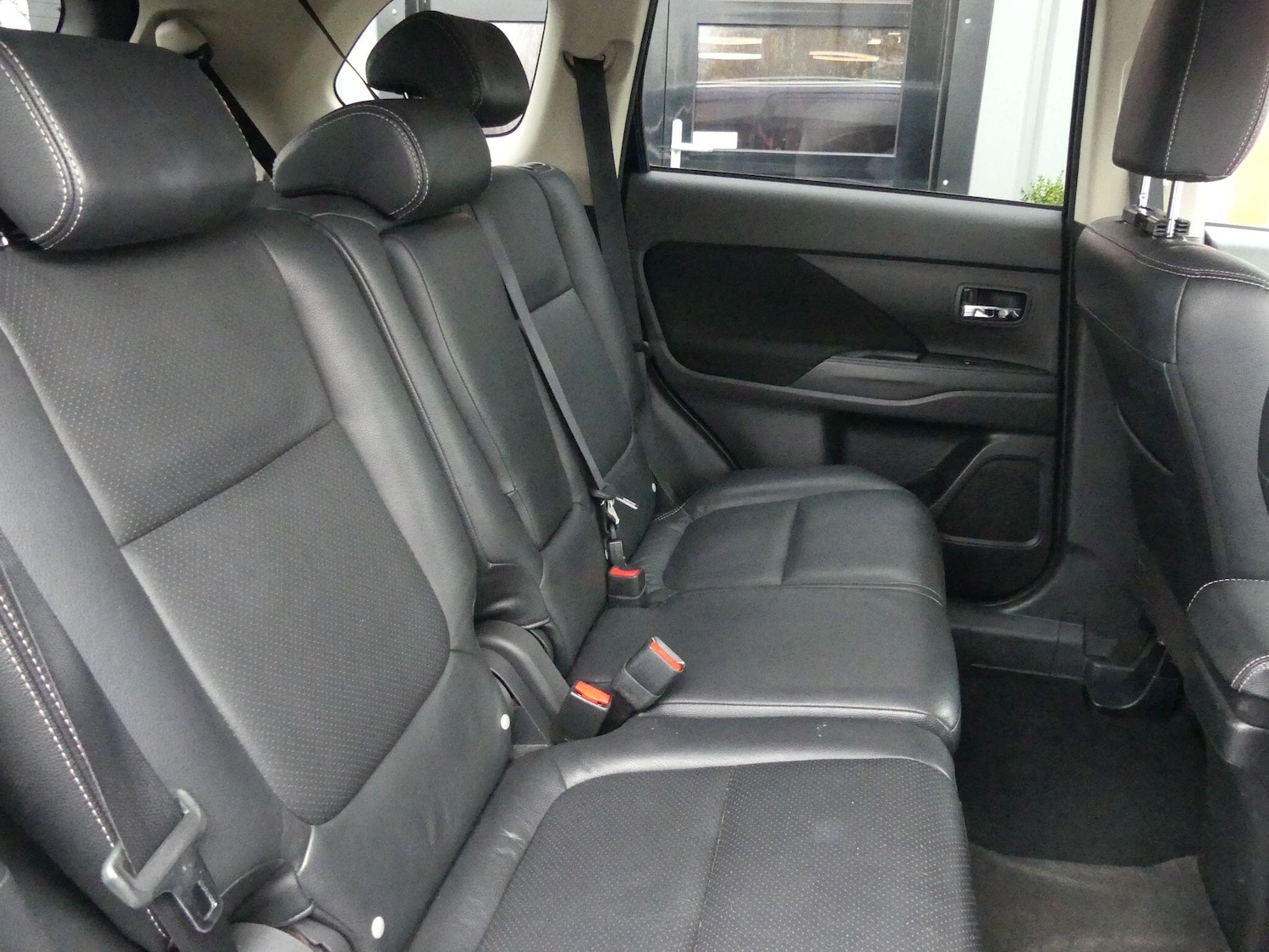 Used Mitsubishi Outlander 2015 for sale - 76801951: Photo 13