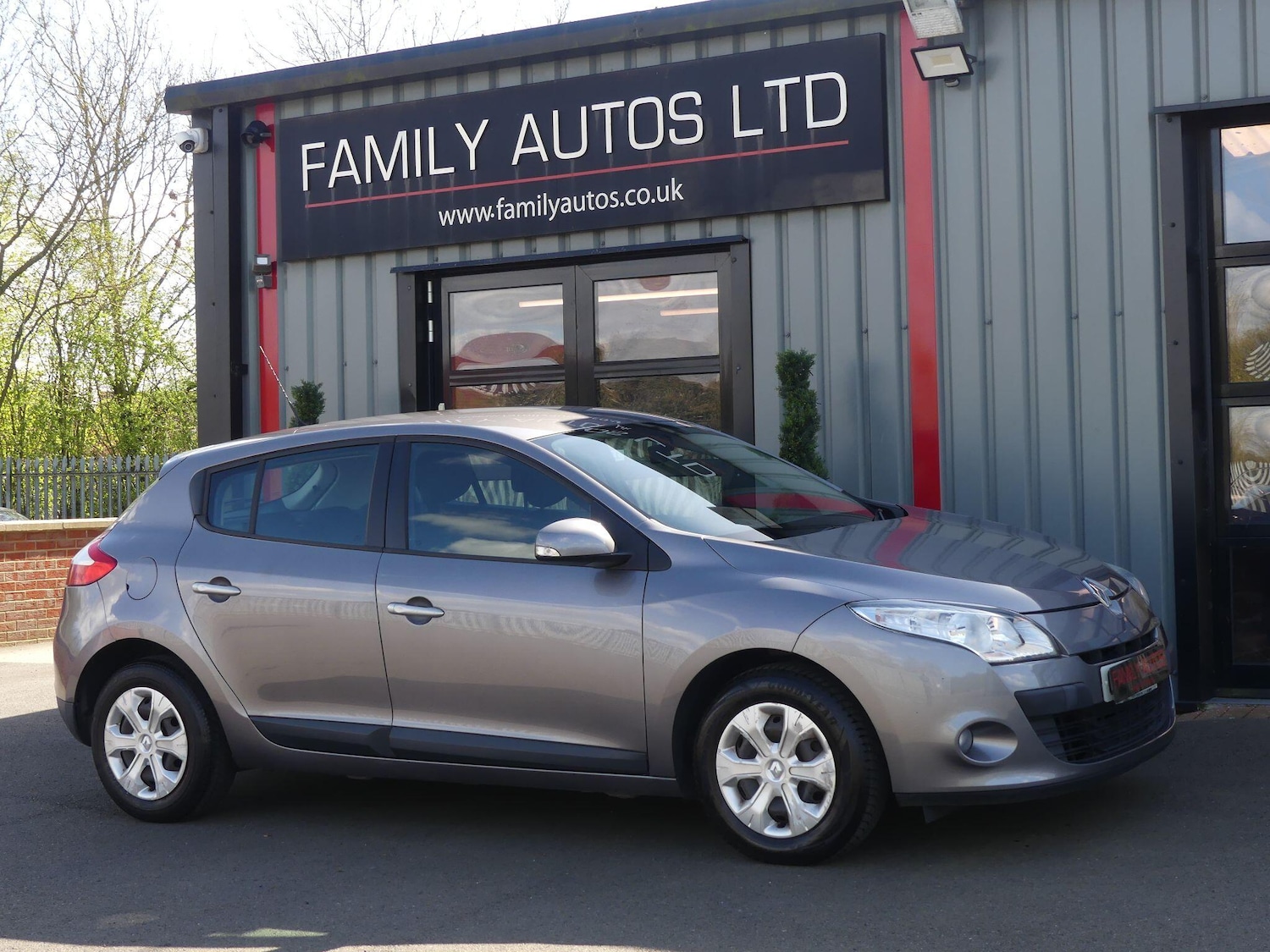 Used Renault Megane 2011 for sale - 78115188: Photo 5