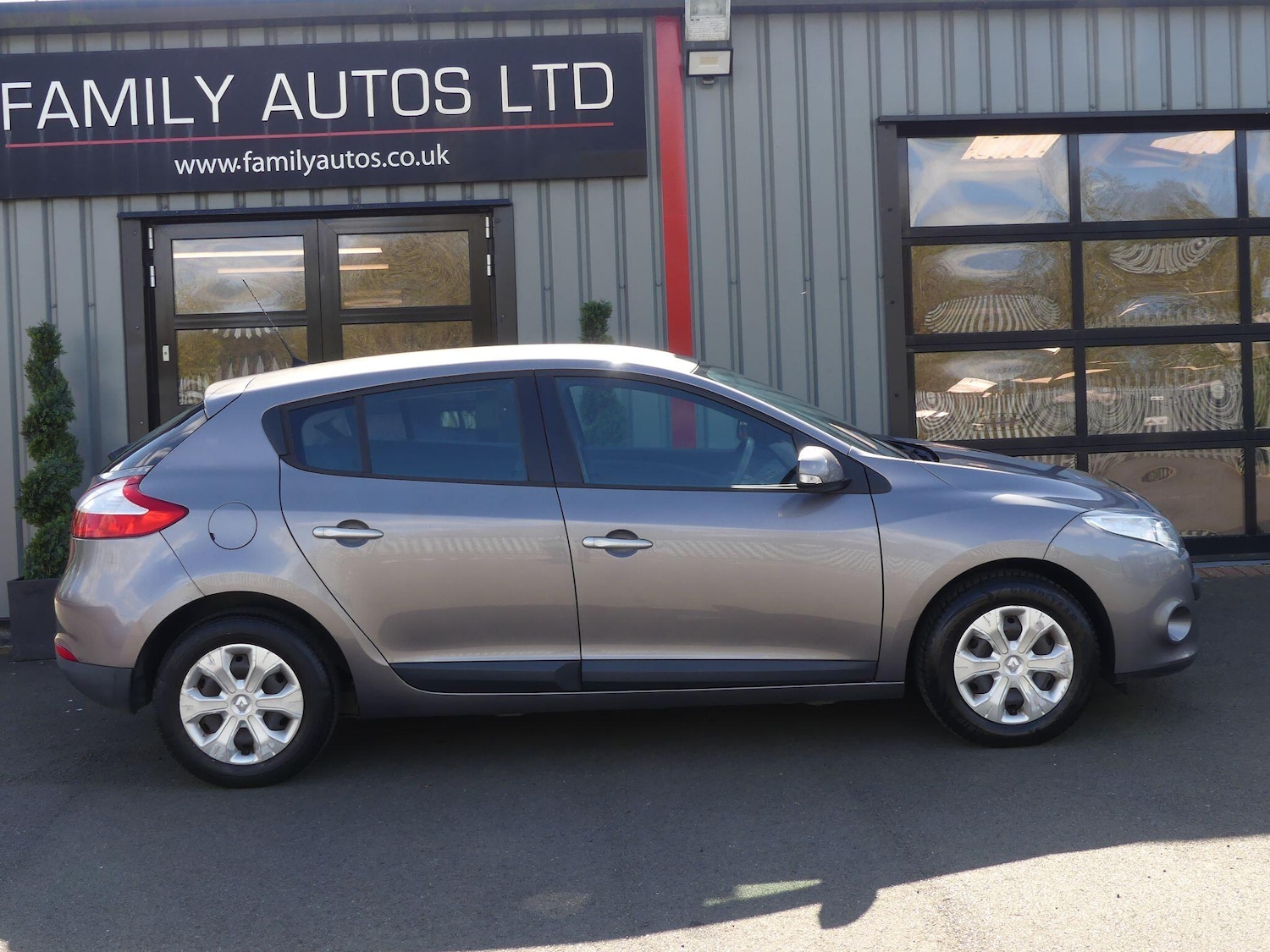 Used Renault Megane 2011 for sale - 78115188: Photo 6