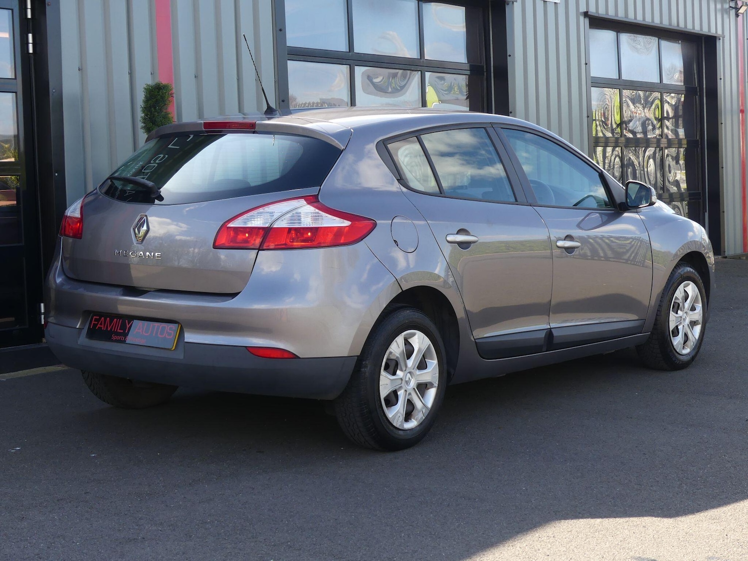 Used Renault Megane 2011 for sale - 78115188: Photo 7