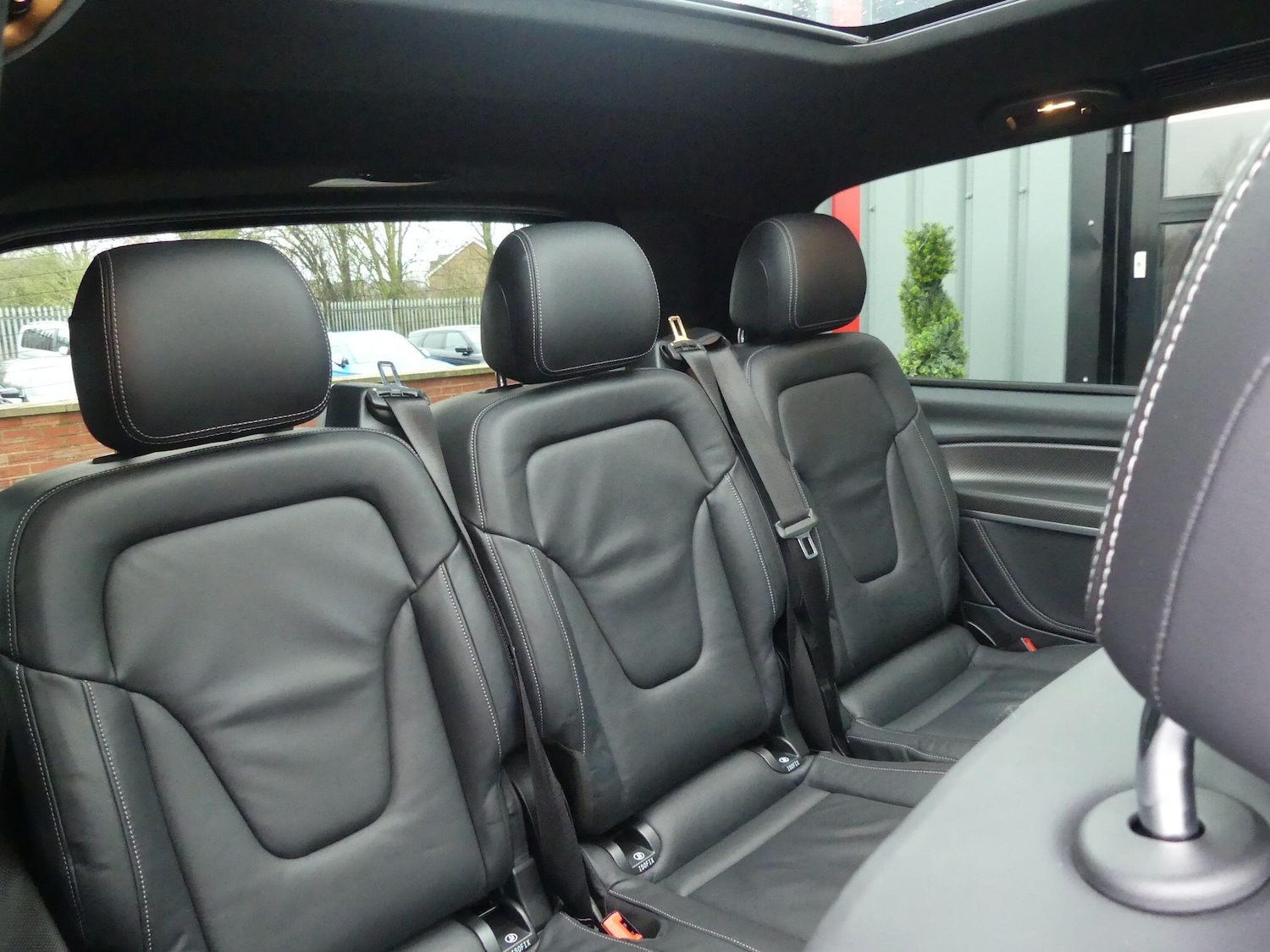 Used Mercedes-Benz V-Class 2022 for sale - 77455996: Photo 15