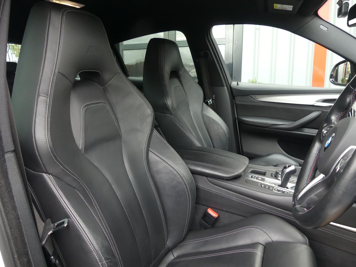 Used BMW x6 M 2017 for sale - 76991898: Photo 2