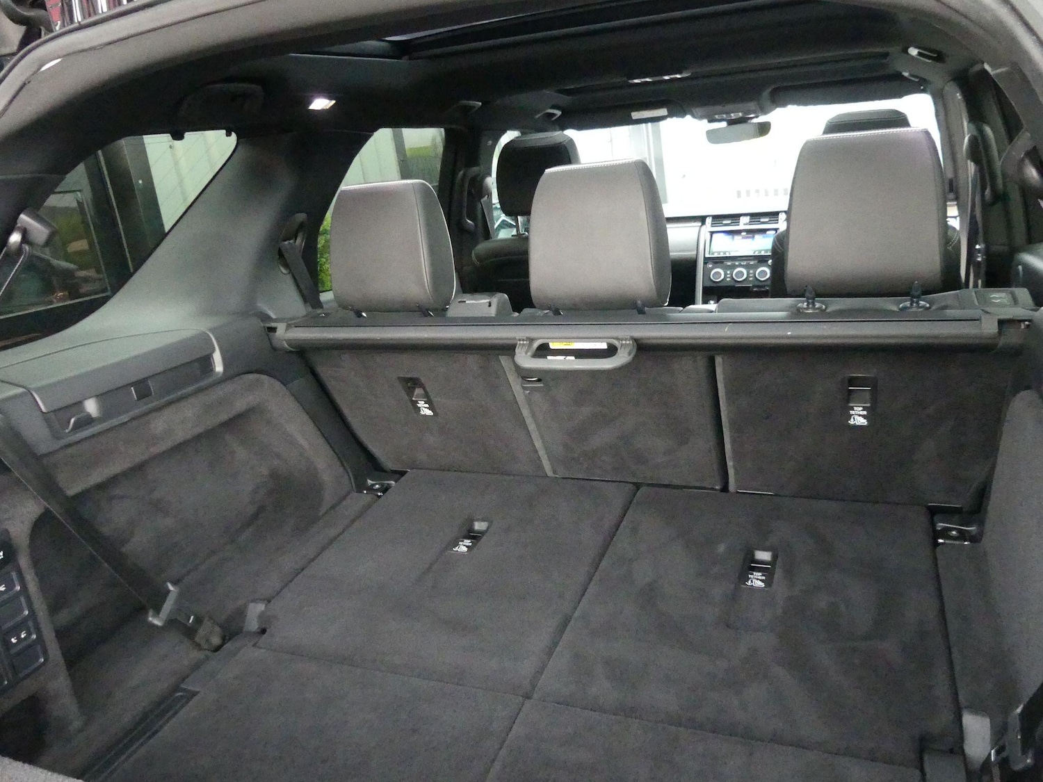 Used Land Rover Discovery 2020 for sale - 77626176: Photo 17