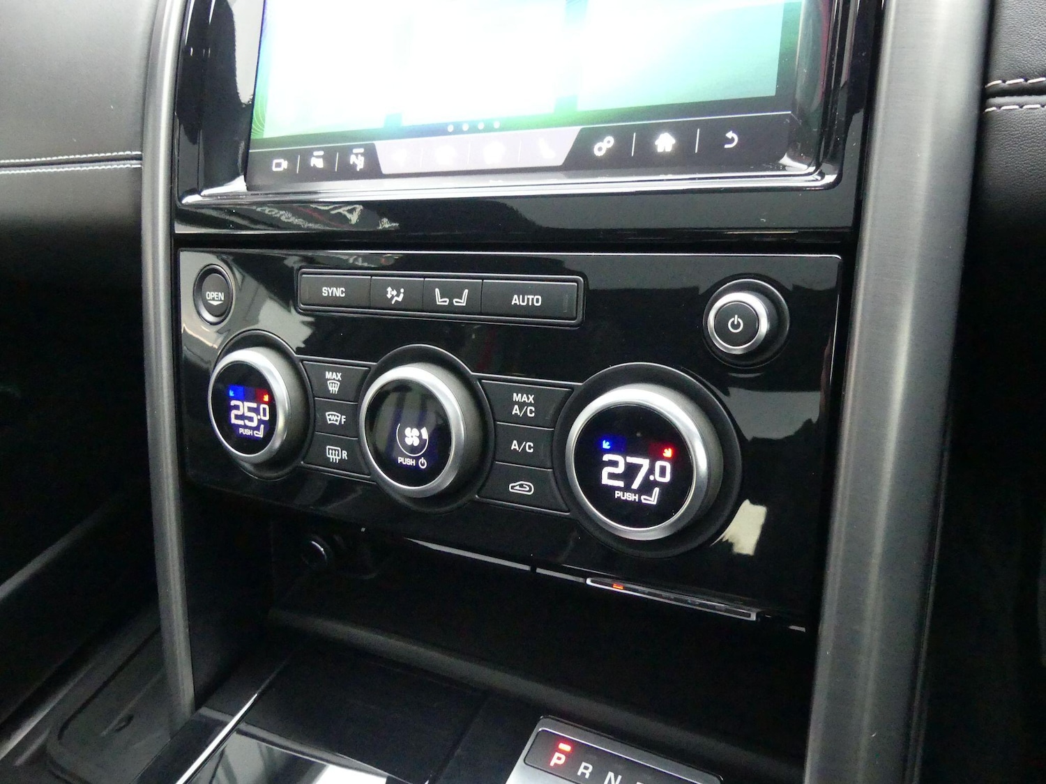 Used Land Rover Discovery 2020 for sale - 77626176: Photo 19