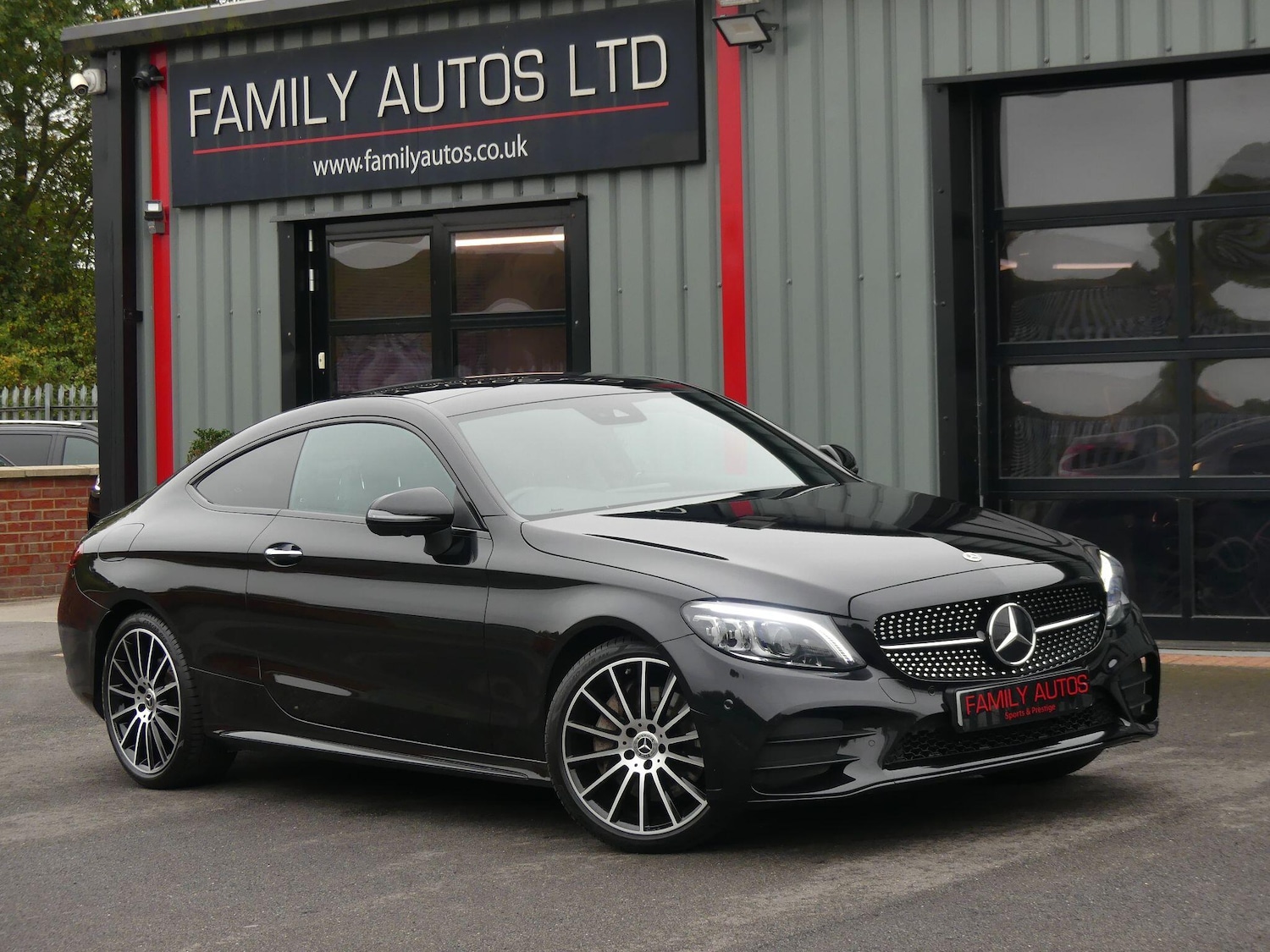 Used Mercedes-Benz C Class 2023 for sale - 76259350: Photo 1