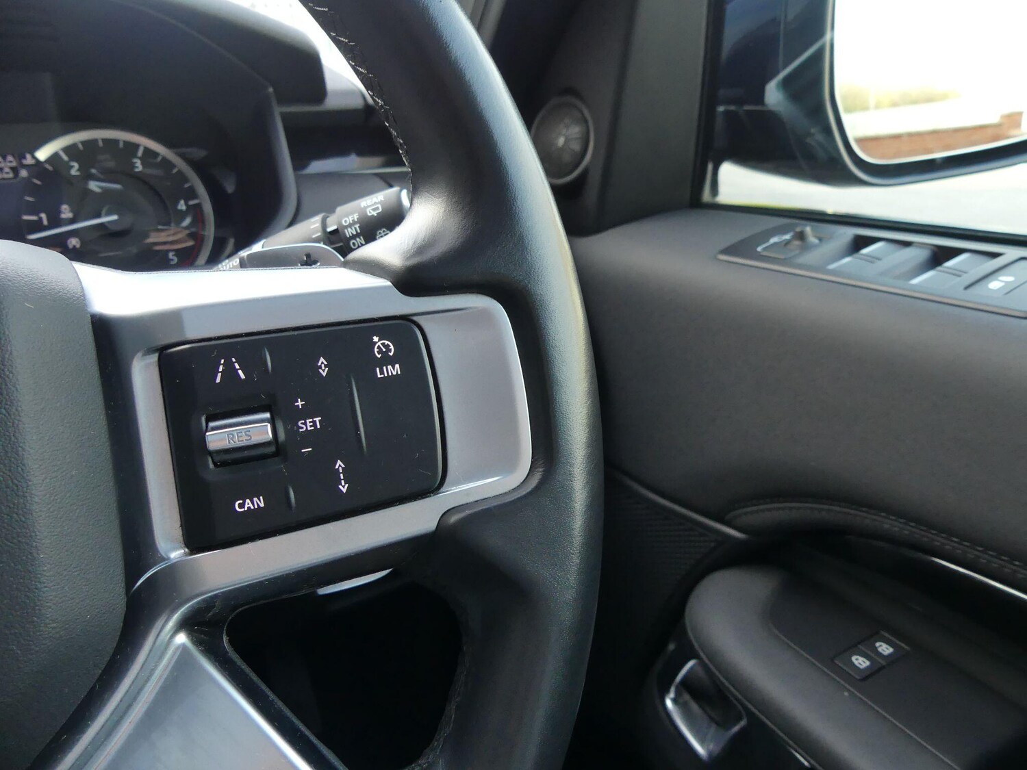 Used Land Rover Discovery 2022 for sale - 77358604: Photo 22