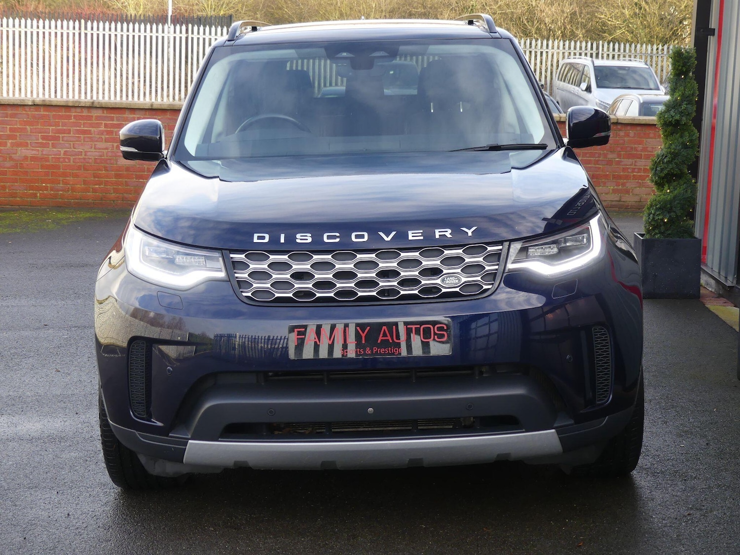 Used Land Rover Discovery 2022 for sale - 77358604: Photo 4