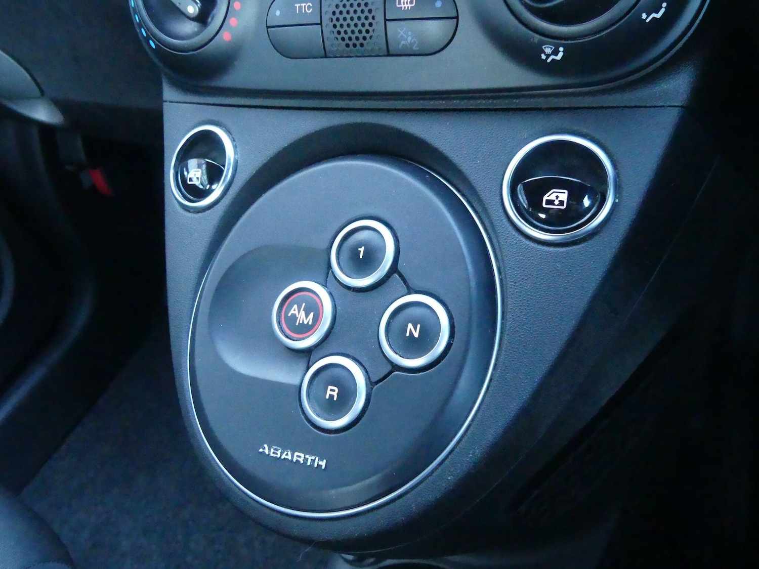 Used Abarth 595 2018 for sale - 76701350: Photo 15