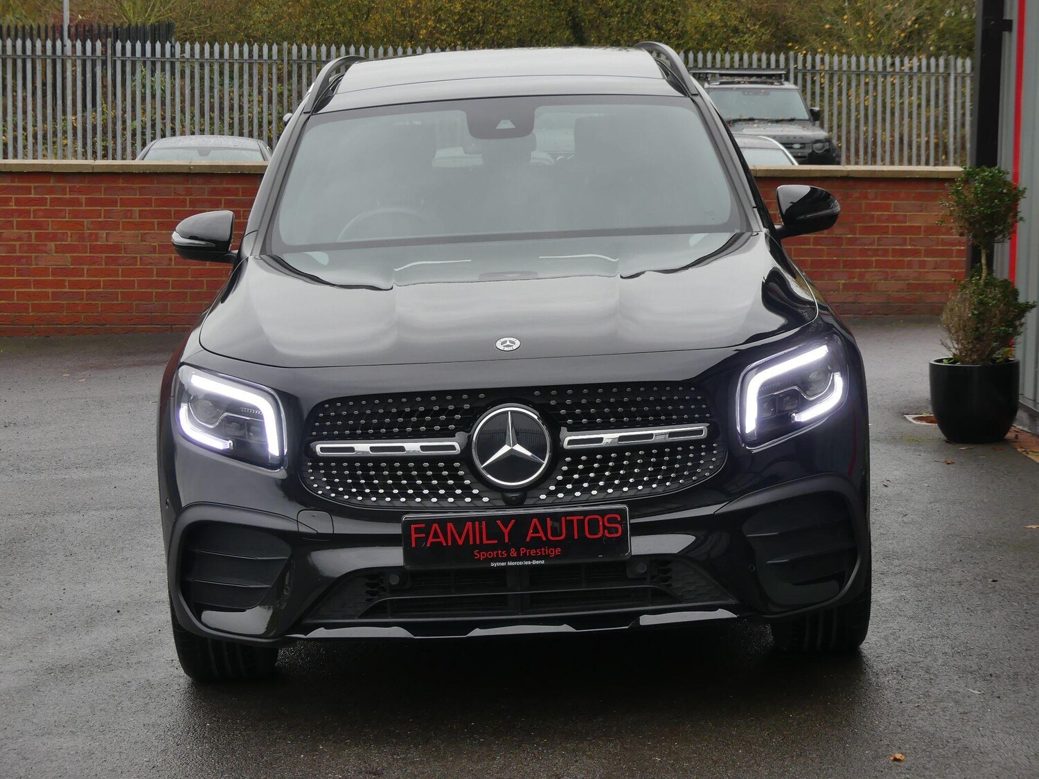 Used Mercedes-Benz GLB 2023 for sale - 76550902: Photo 4