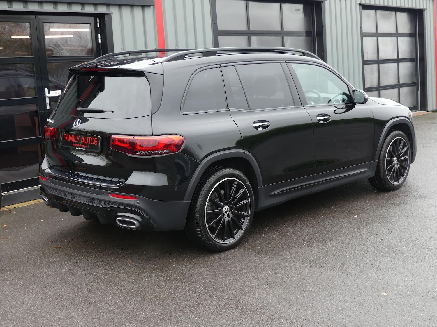 Used Mercedes-Benz GLB 2023 for sale - 76550902: Photo 8