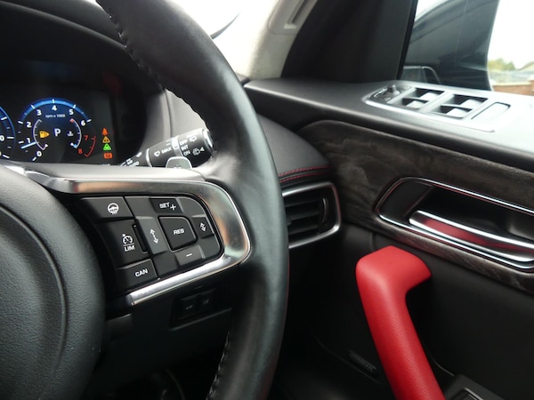 Used Jaguar F-Pace 2016 for sale - 76270200: Photo 25