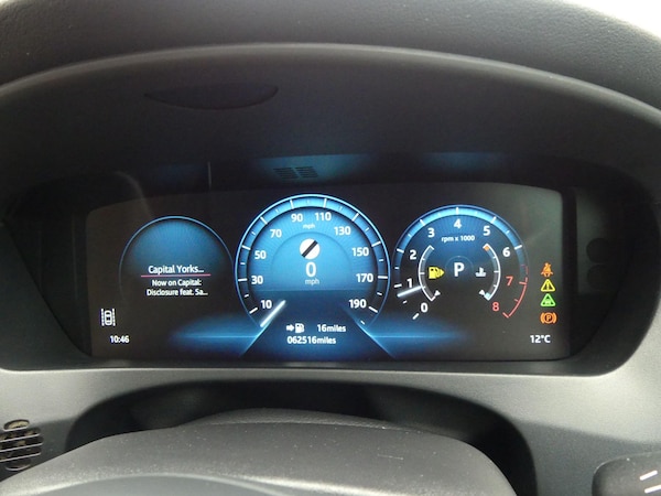 Used Jaguar F-Pace 2016 for sale - 76270200: Photo 26