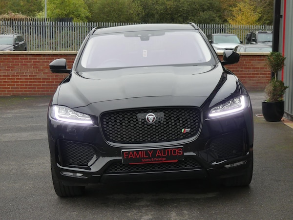 Used Jaguar F-Pace 2016 for sale - 76270200: Photo 4