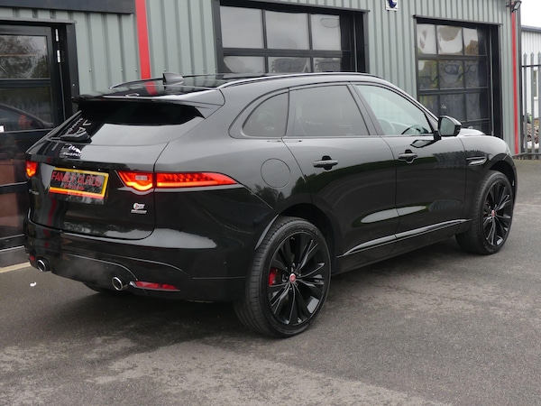 Used Jaguar F-Pace 2016 for sale - 76270200: Photo 8