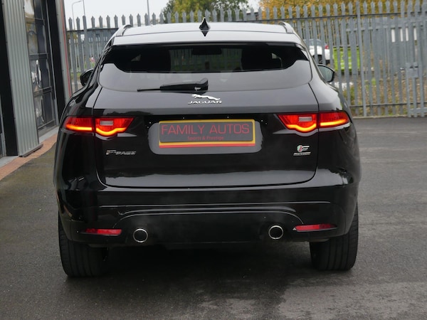 Used Jaguar F-Pace 2016 for sale - 76270200: Photo 9