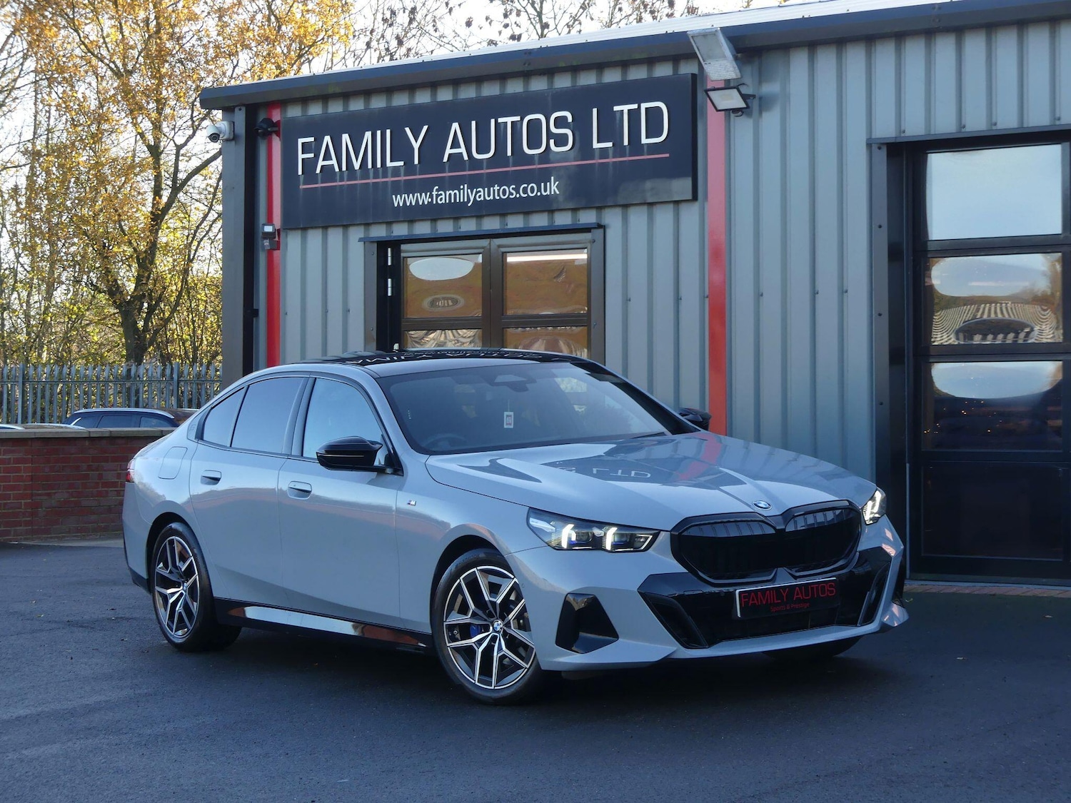 Used BMW 5 Series 2024 for sale - 76801984: Photo 1