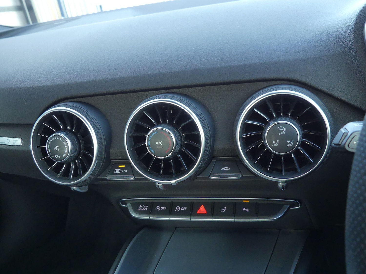 Used Audi TT 2019 for sale - 77330997: Photo 17