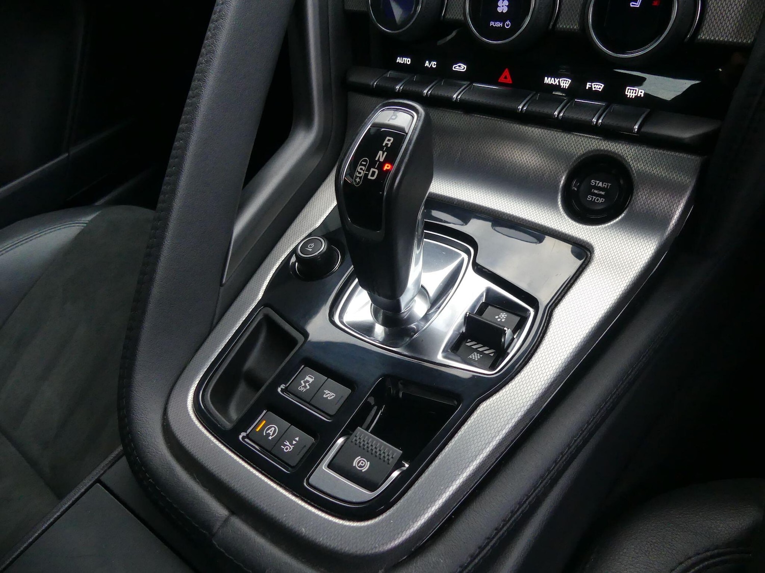 Used Jaguar F-Type 2016 for sale - 76359864: Photo 17