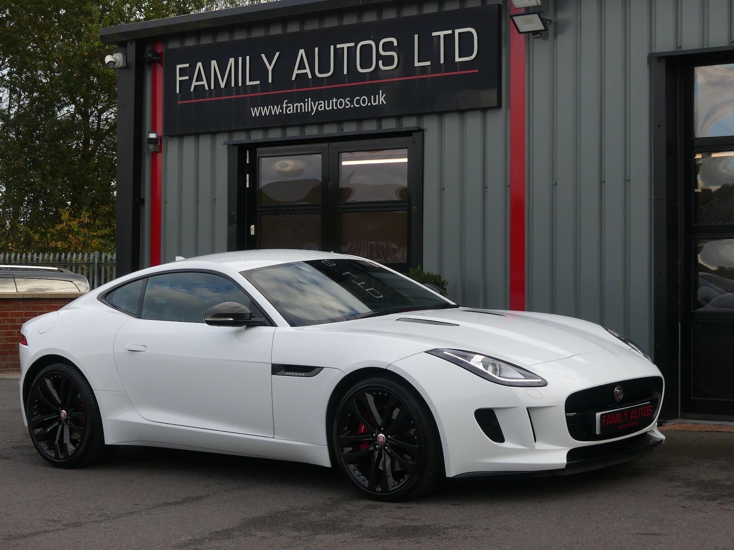 Used Jaguar F-Type 2016 for sale - 76359864: Photo 5