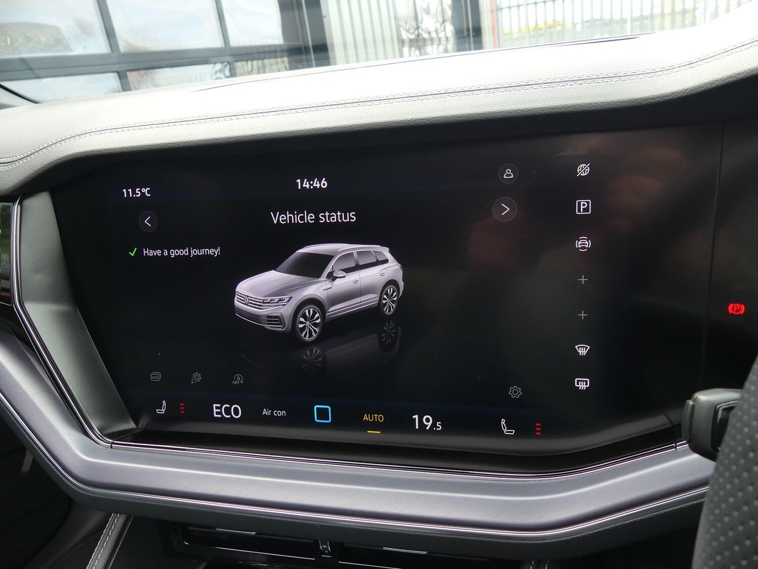 Used Volkswagen Touareg 2025 for sale - 78100175: Photo 17