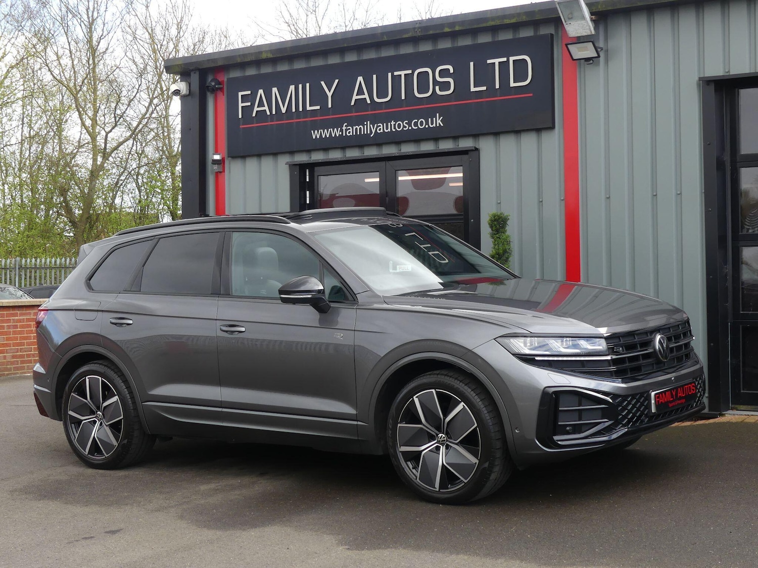 Used Volkswagen Touareg 2025 for sale - 78100175: Photo 5