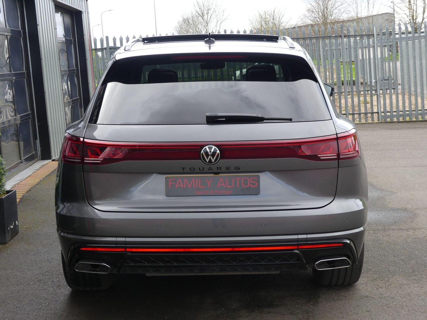 Used Volkswagen Touareg 2025 for sale - 78100175: Photo 9