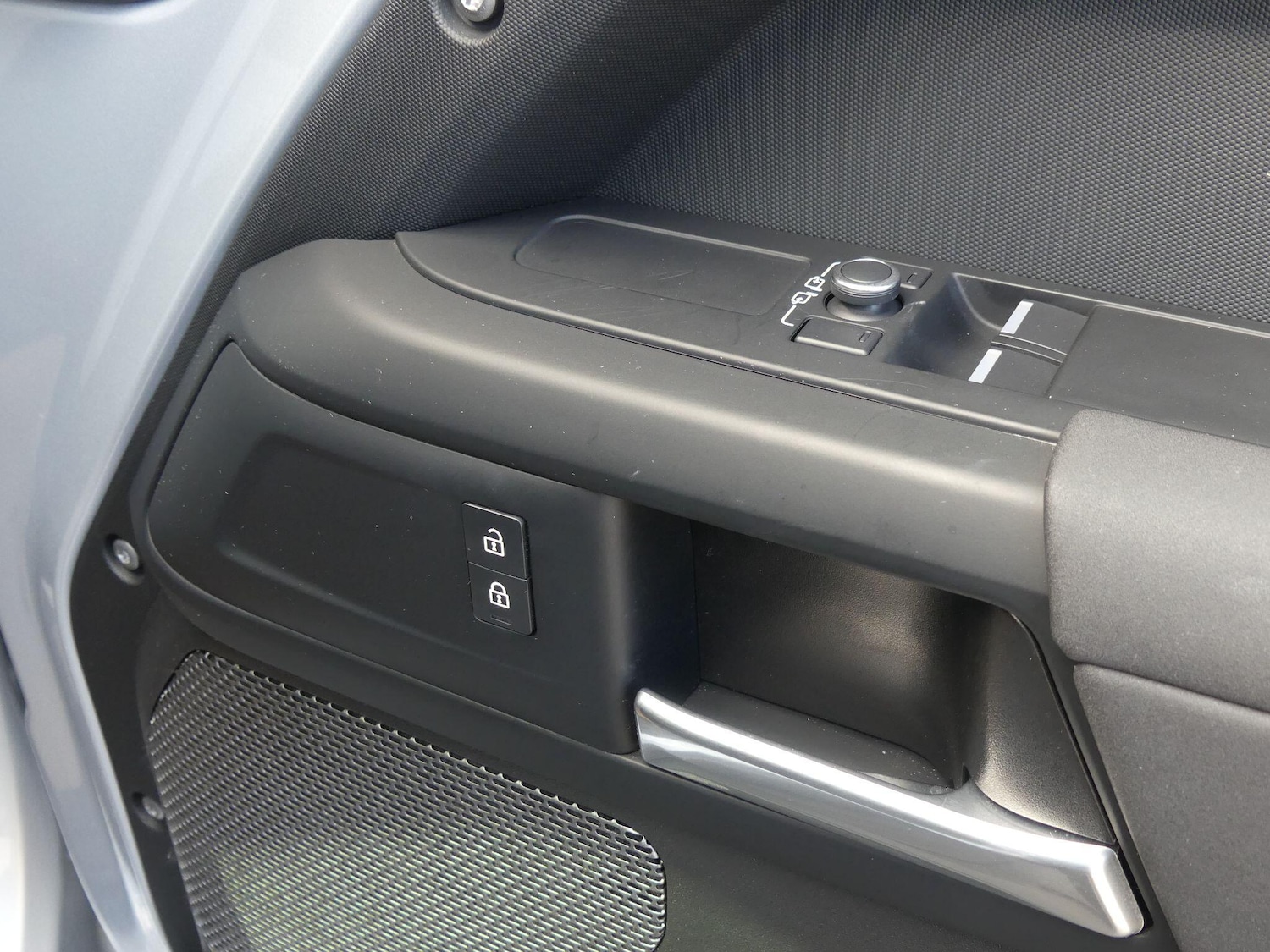 Used Land Rover Defender 2021 for sale - 76952822: Photo 10