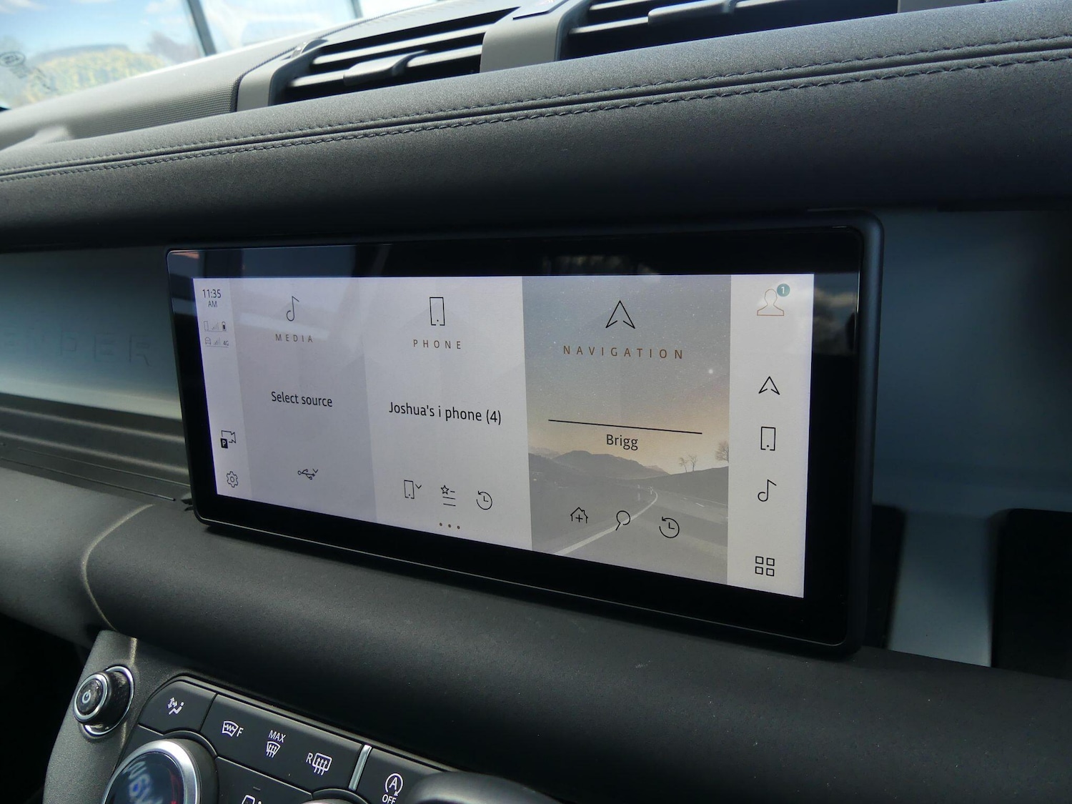 Used Land Rover Defender 2021 for sale - 76952822: Photo 15