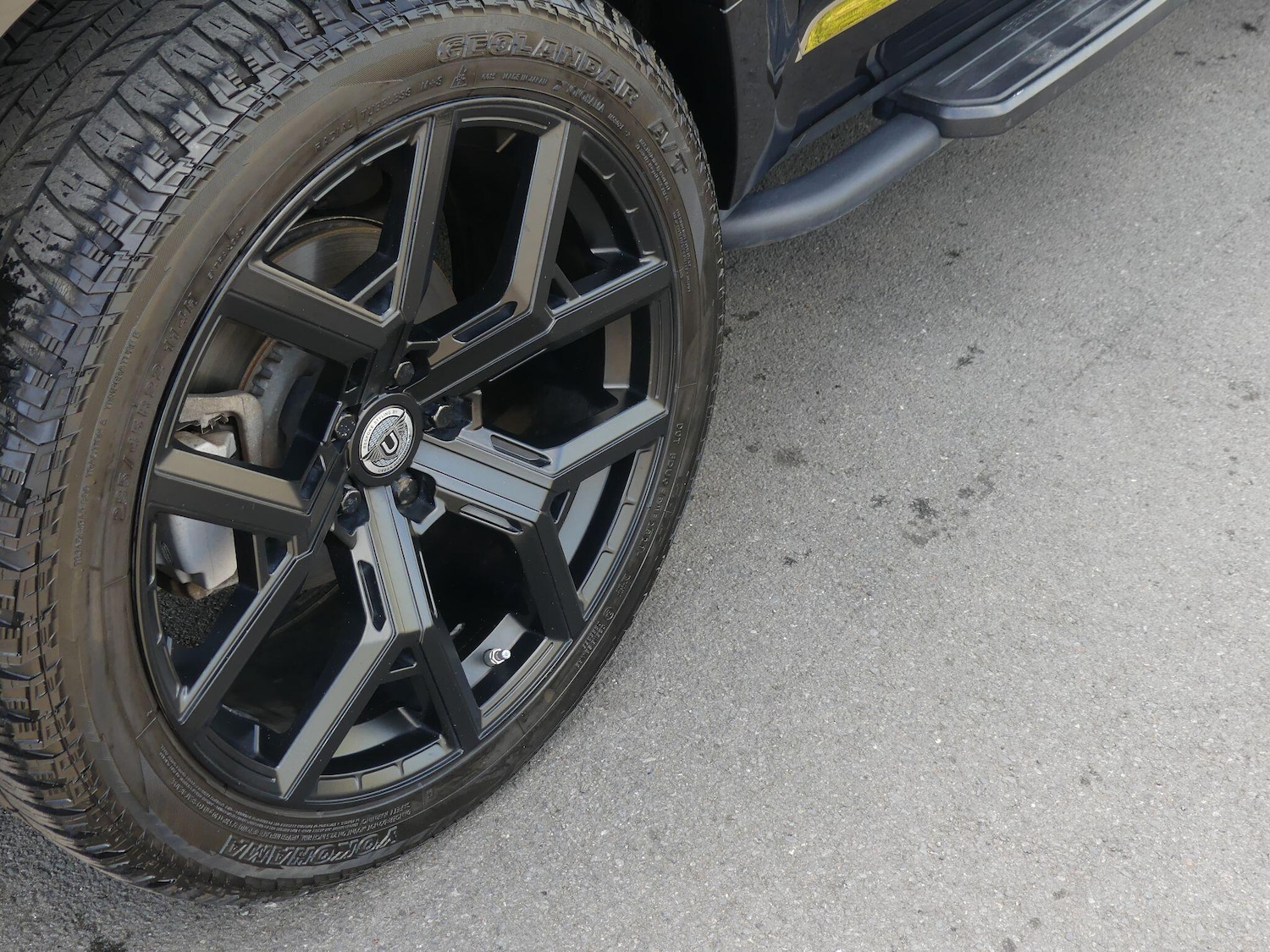 Used Land Rover Defender 2021 for sale - 76952822: Photo 8