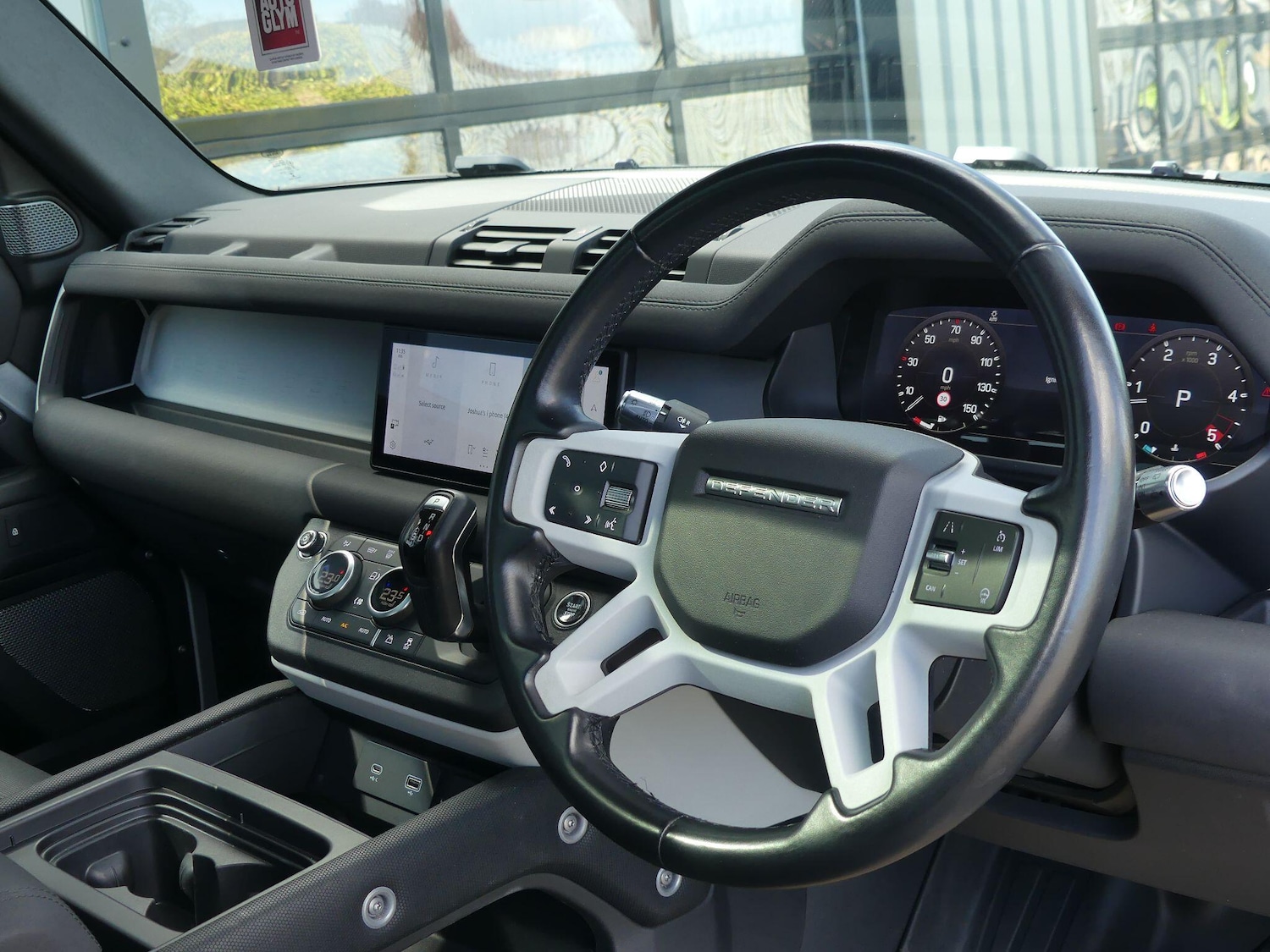 Used Land Rover Defender 2021 for sale - 76952822: Photo 9