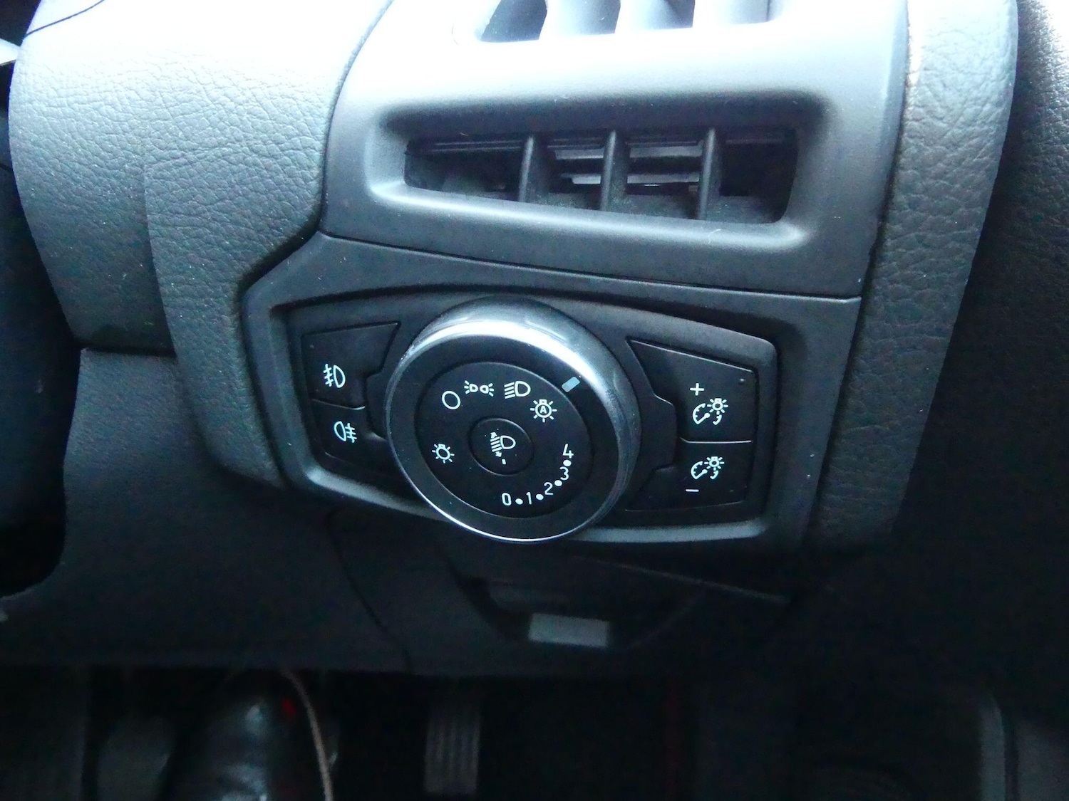 Used Ford Focus 2017 for sale - 77939822: Photo 14