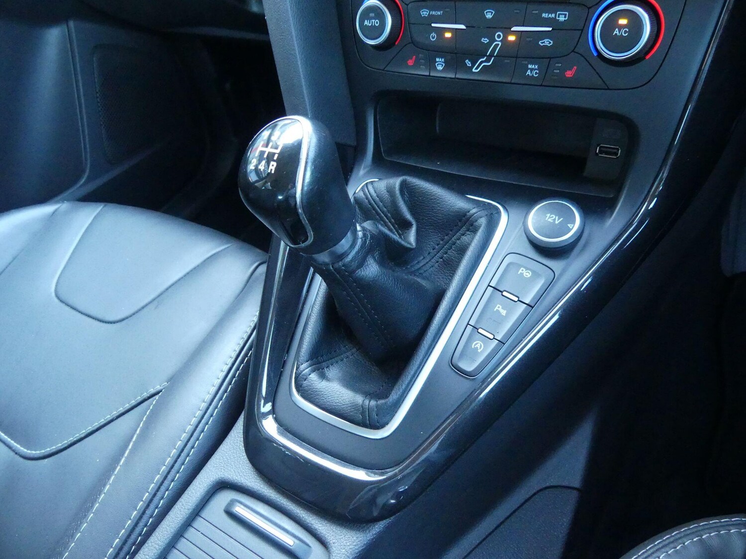 Used Ford Focus 2017 for sale - 77939822: Photo 15