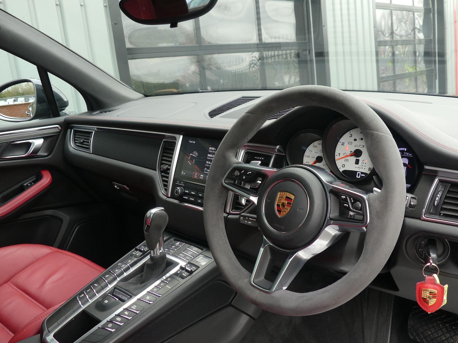 Used Porsche Macan 2017 for sale - 77646274: Photo 12