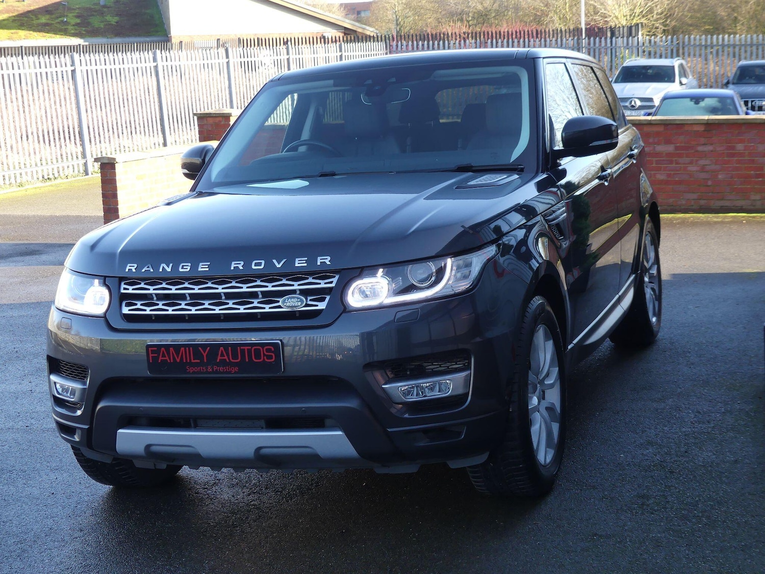 Used Land Rover Range Rover Sport 2017 for sale - 77314690: Photo 3